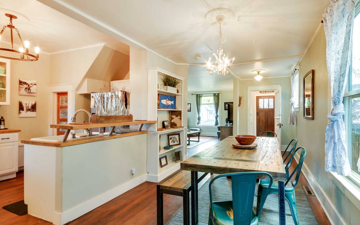 Red Lodge House | 102 m² House ∙ 2 bedrooms ∙ 6 guests