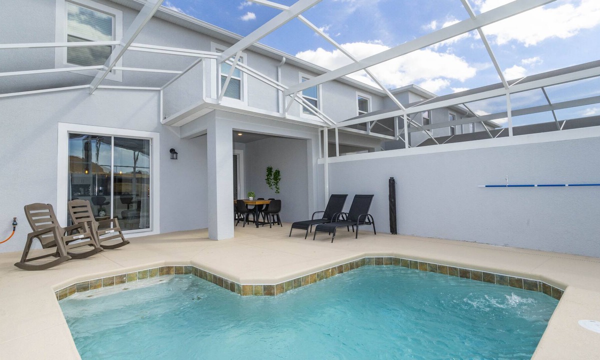 Davenport Villa | 1112 CD - Glam 4BR Townhome, Pool
