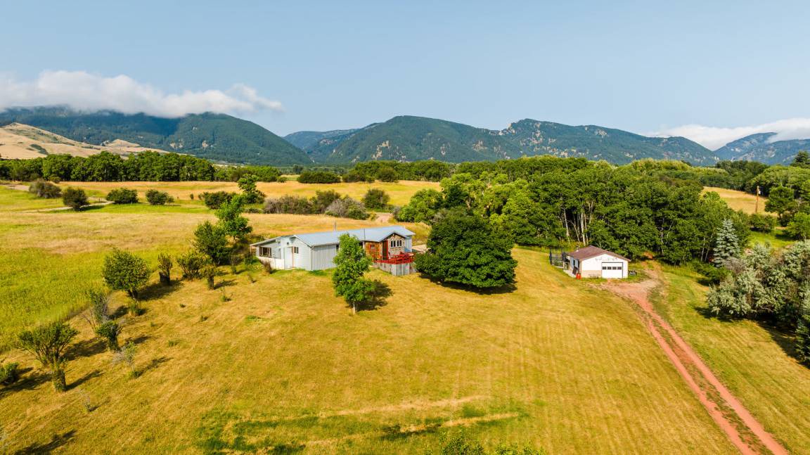 Saddlestring House | 119 m² House ∙ 3 bedrooms ∙ 6 guests