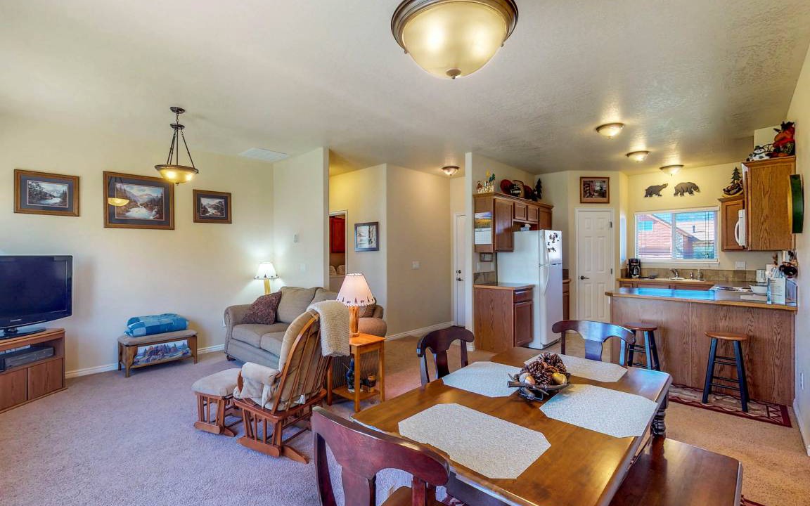 Donnelly House | 128 m² House ∙ 3 bedrooms ∙ 8 guests
