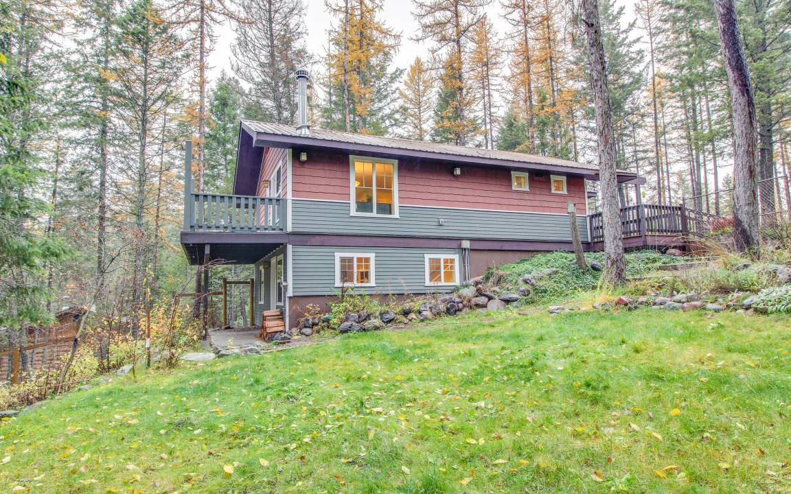 Kalispell Cottage | 130 m² Cabin ∙ 2 bedrooms ∙ 6 guests