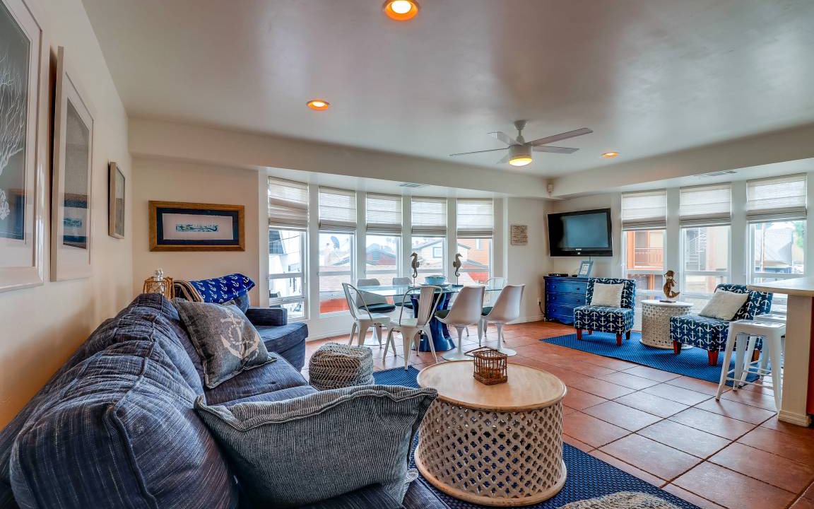 South Mission Beach House | 135 m² House ∙ 3 bedrooms ∙ 8 guests