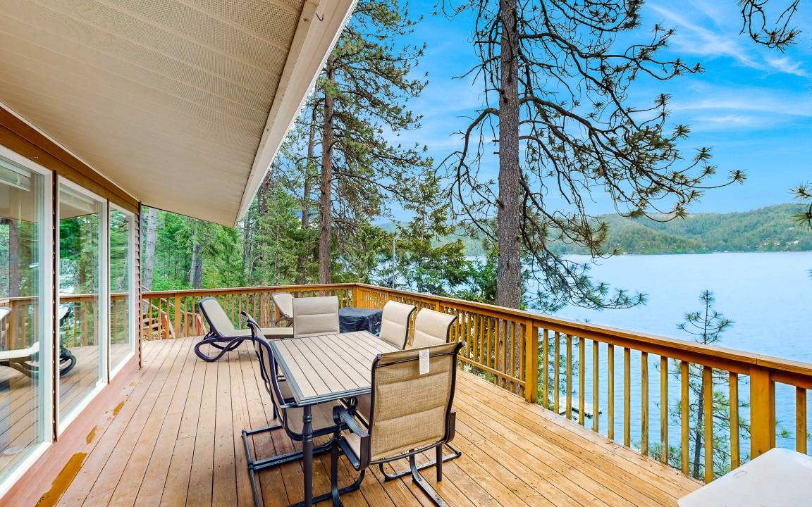 Loon Lake House | 137 m² House ∙ 1 bedroom ∙ 8 guests