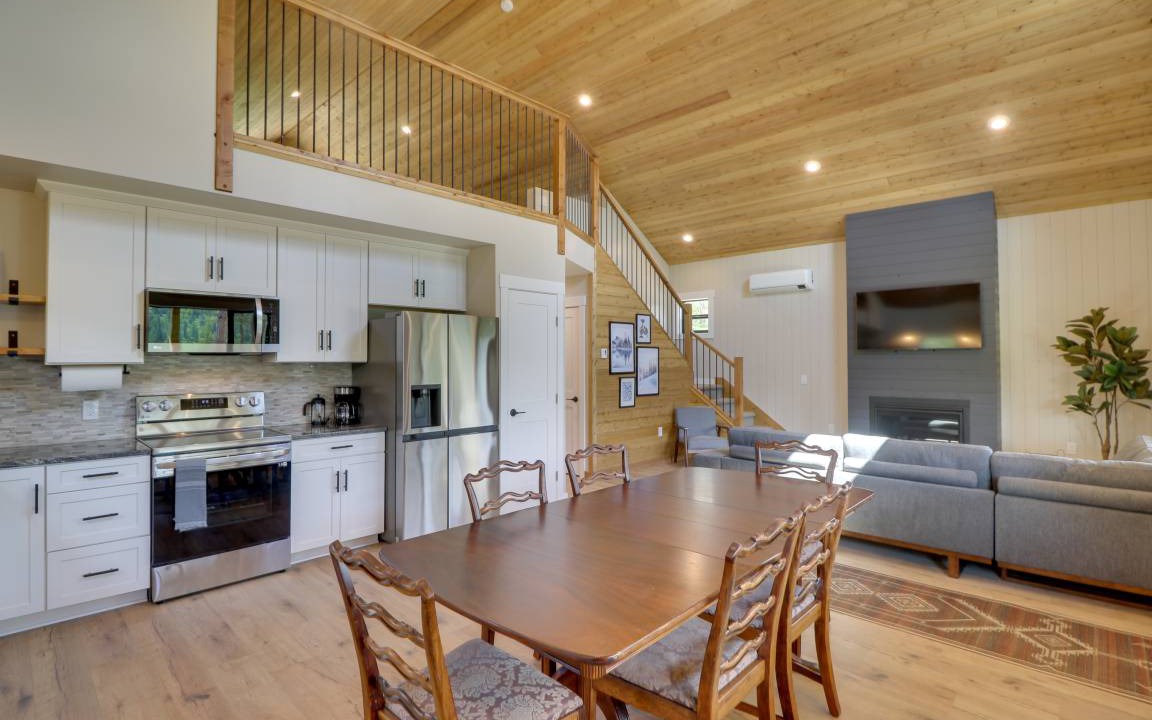 Lakeside House | 139 m² House ∙ 2 bedrooms ∙ 6 guests