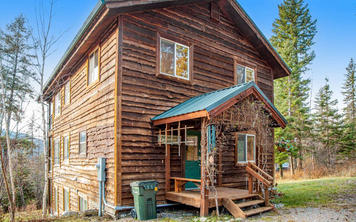Bigfork Cabin | 151 m² Cabin ∙ 3 bedrooms ∙ 7 guests