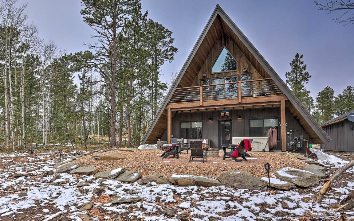 Deadwood House | 157 m² House ∙ 3 bedrooms ∙ 8 guests