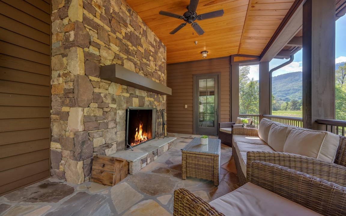 Mill Spring House | 158 m² House ∙ 2 bedrooms ∙ 4 guests