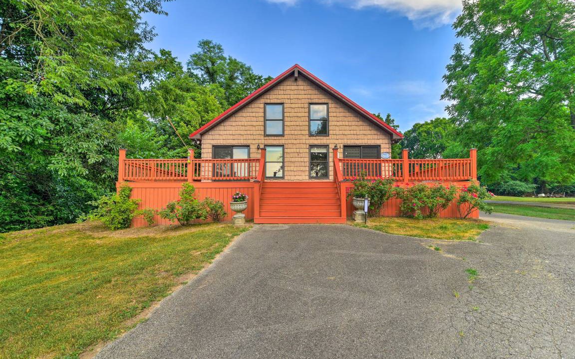 Battletown House | 159 m² House ∙ 2 bedrooms ∙ 8 guests