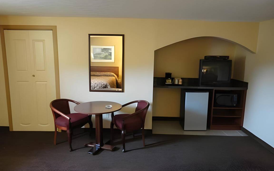 Lockbourne Hotel | 16 m² Motel ∙ 4 guests