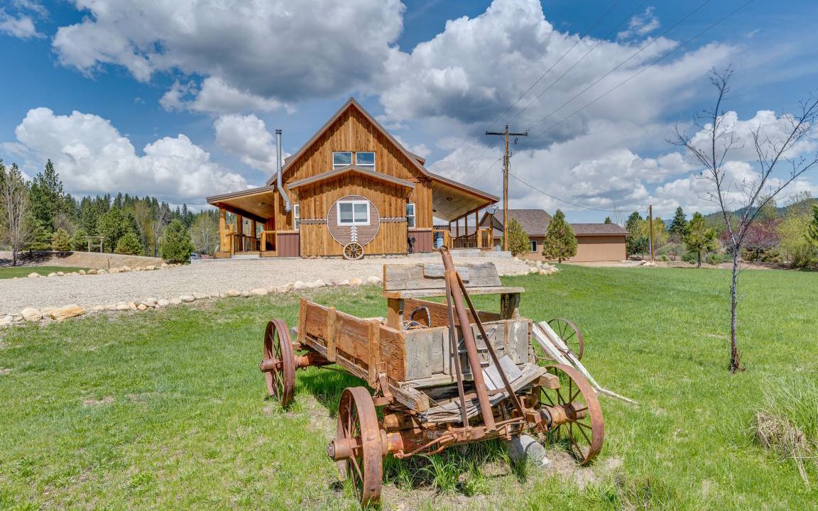 Garden Valley House | 178 m² House ∙ 3 bedrooms ∙ 7 guests