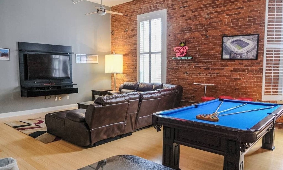 Wholesale District Apartment | 1800 Sq Ft Loft Downtown Near Convention Center
