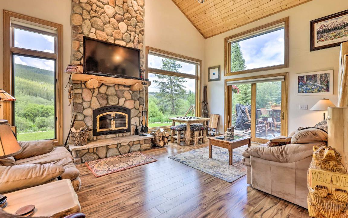Blue River House | 181 m² House ∙ 3 bedrooms ∙ 8 guests