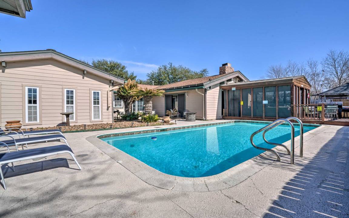 West San Antonio House | 181 m² House ∙ 4 bedrooms ∙ 12 guests
