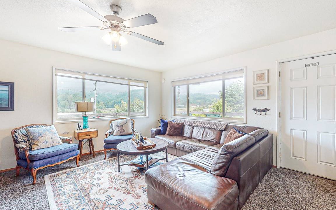 Reedsport House | 187 m² House ∙ 3 bedrooms ∙ 6 guests