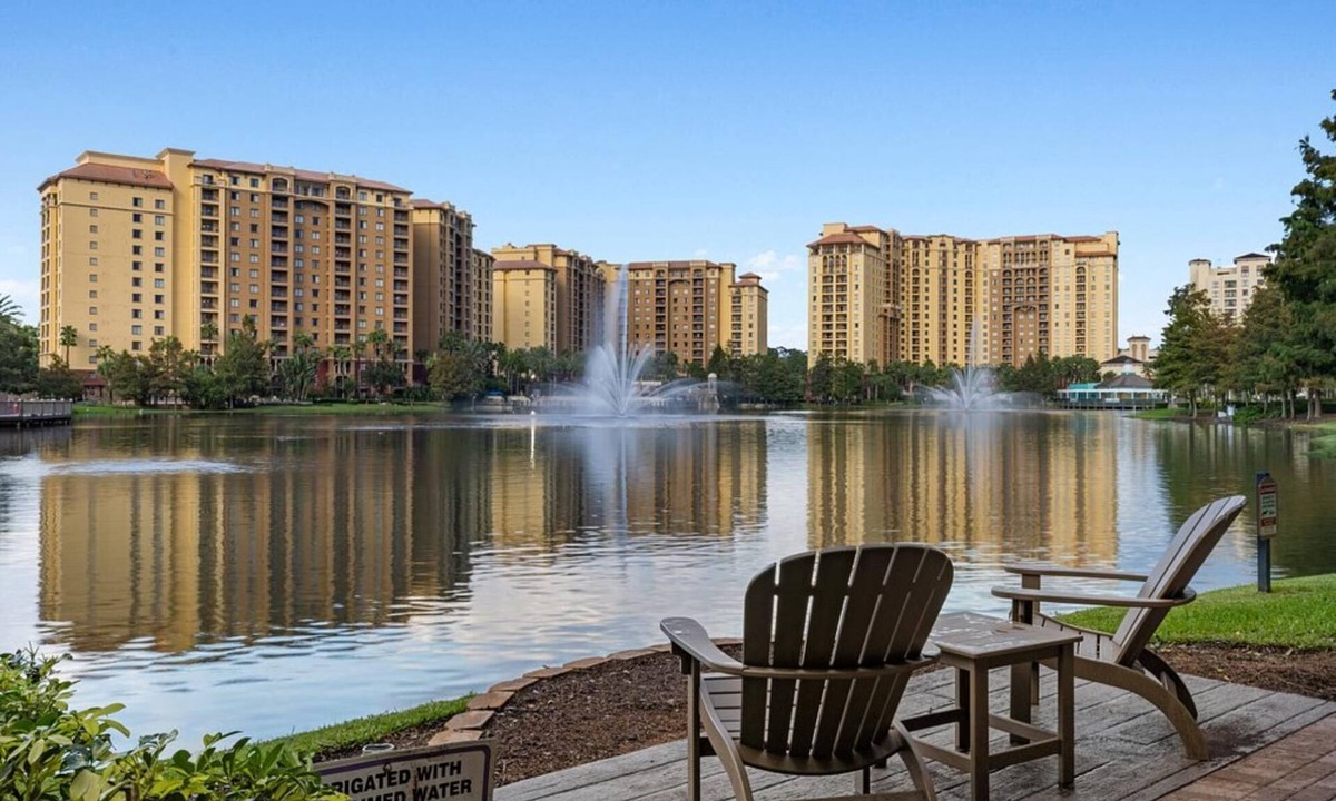 Lake Buena Vista Resort | 1Bed/1Bath Family Resort Near Disney Parks!