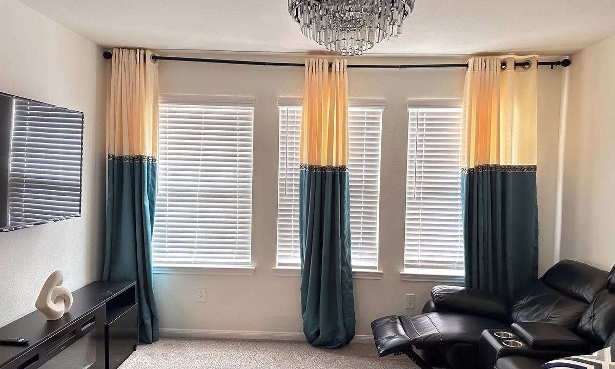 Rosenberg House | 2-bedroom in peaceful Rosenberg with AC for relaxing stays