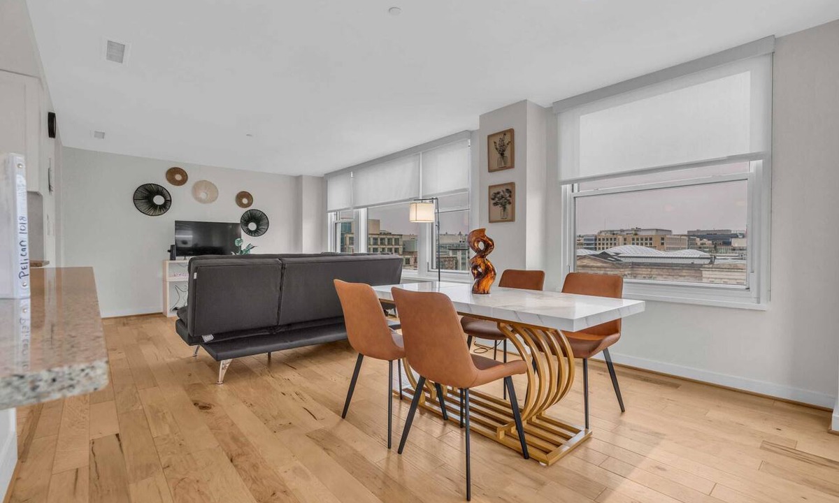 Chinatown Apartment | 2 BR Fully Furnished Apartment at Penn Quarters - Surrounded by Best Restaurants in Town