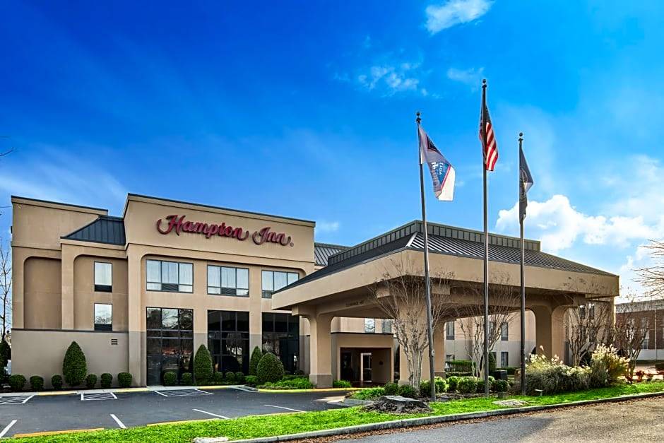 Midlothian Hotel | 2-Star Hotel ∙ Hampton Inn Richmond-SW Hull Street