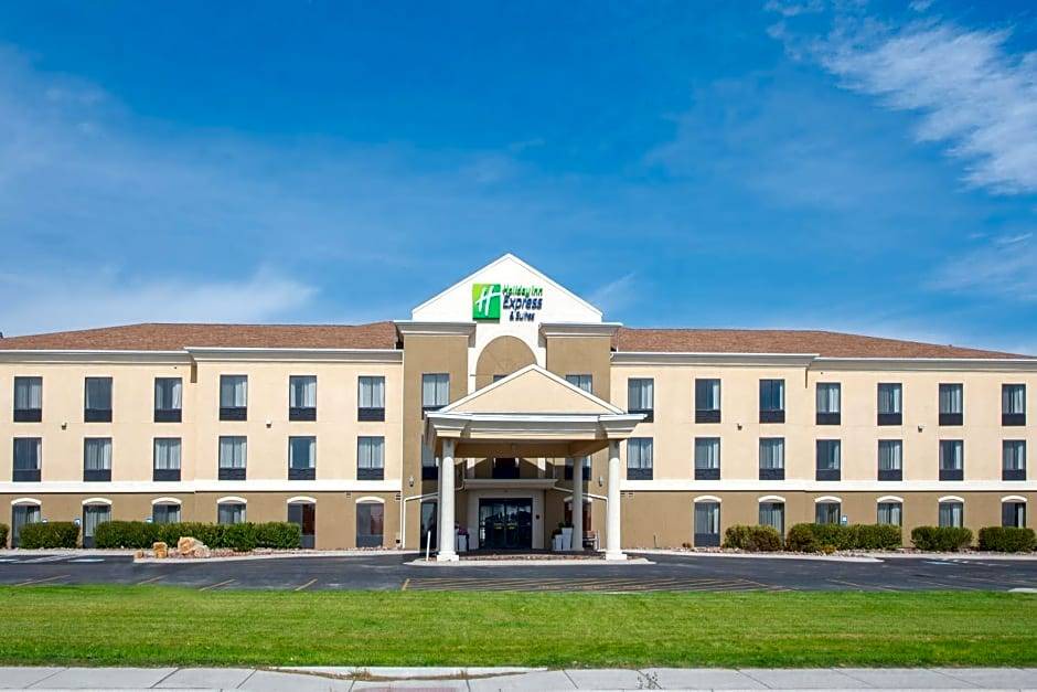 Douglas Hotel | 2-Star Hotel ∙ Holiday Inn Express & Suites Douglas, an IHG Hotel