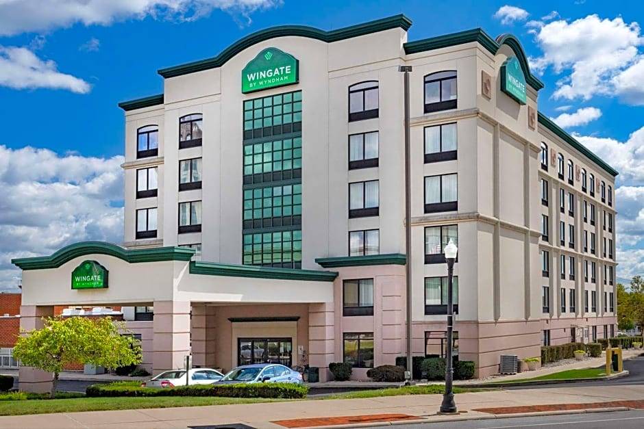 Lima Hotel | 2-Star Hotel ∙ Wingate by Wyndham Lima