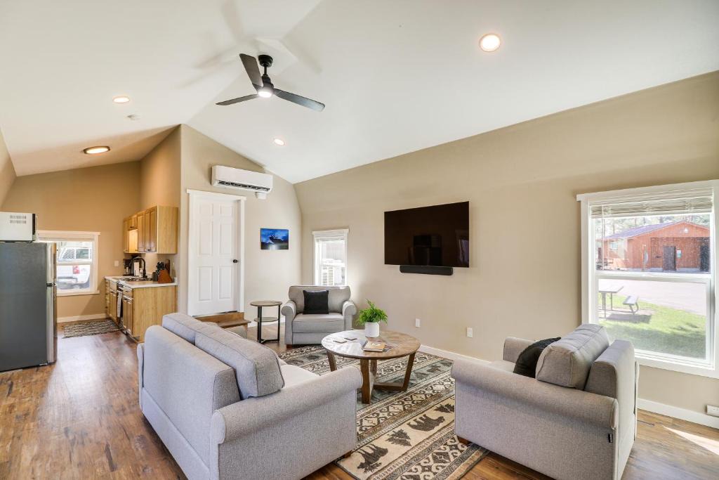 Columbia Falls House | 20 Mi to Glacier Natl Park Pet-Friendly Cabin