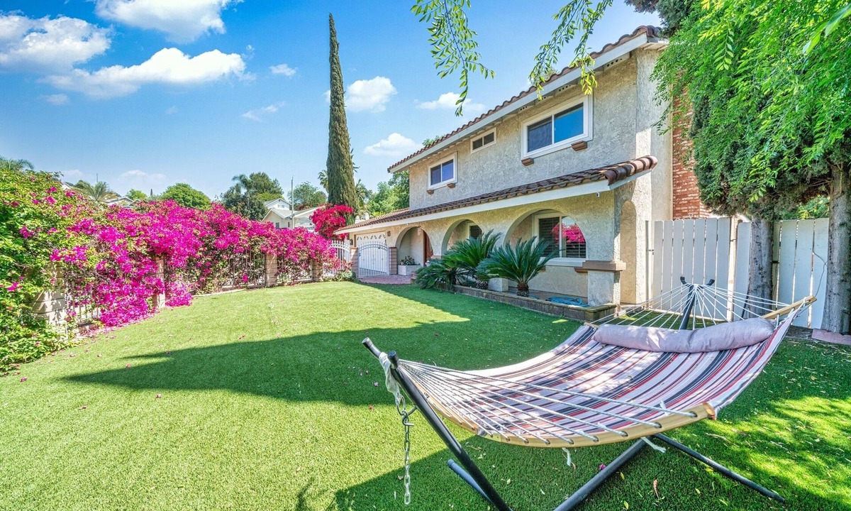 Diamond Bar House | 20% OFF Monthly/Pool, Courts & Luxe Comfort