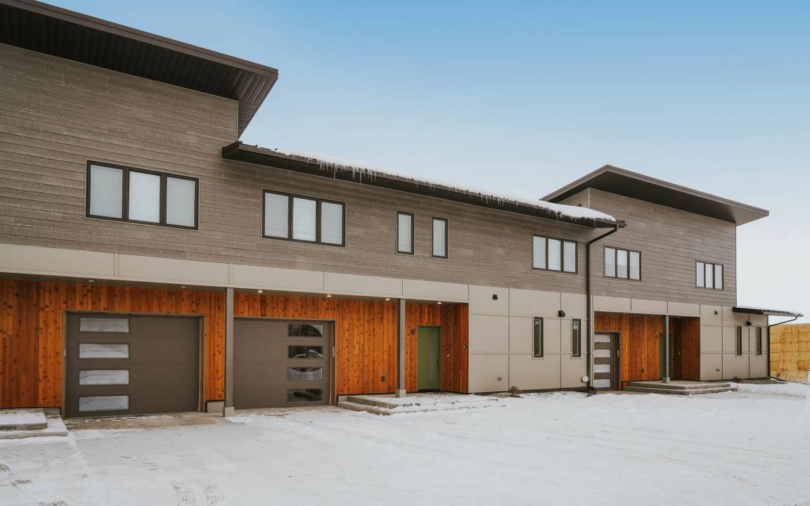 Four Corners House | 200 m² House ∙ 4 bedrooms ∙ 8 guests