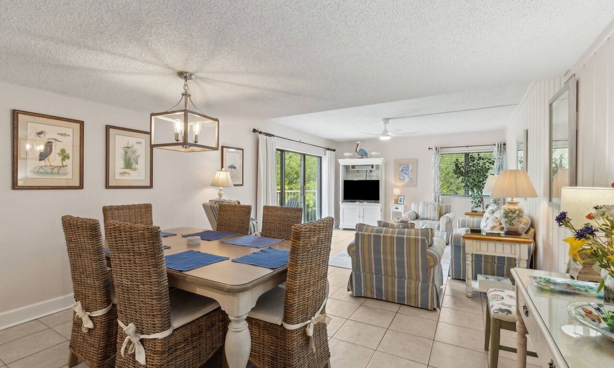 Fernandina Beach Condo | 2034 Beachwood - Close to the Omni and Steps to the Beach