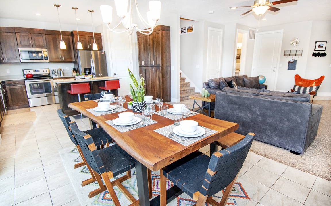 Moab House | 204 m² House ∙ 4 bedrooms ∙ 14 guests