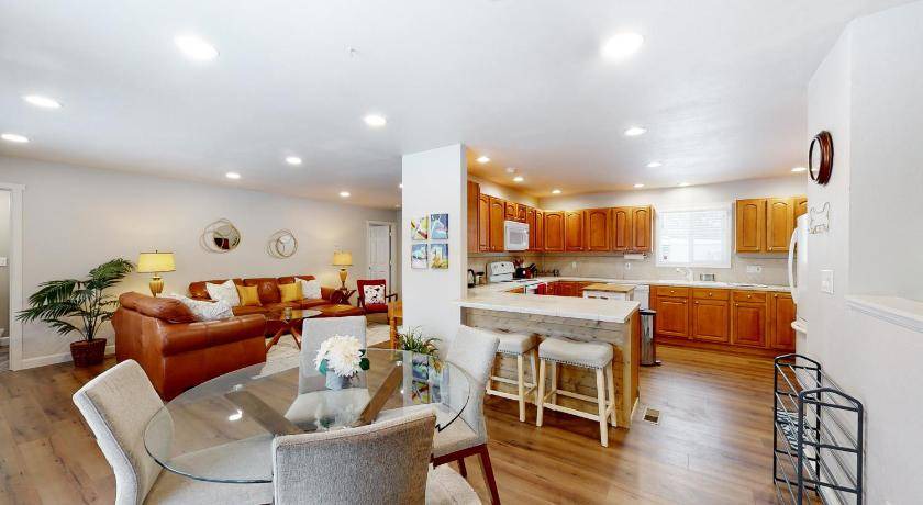 Spokane Valley House | 205 m² House ∙ 4 bedrooms ∙ 8 guests