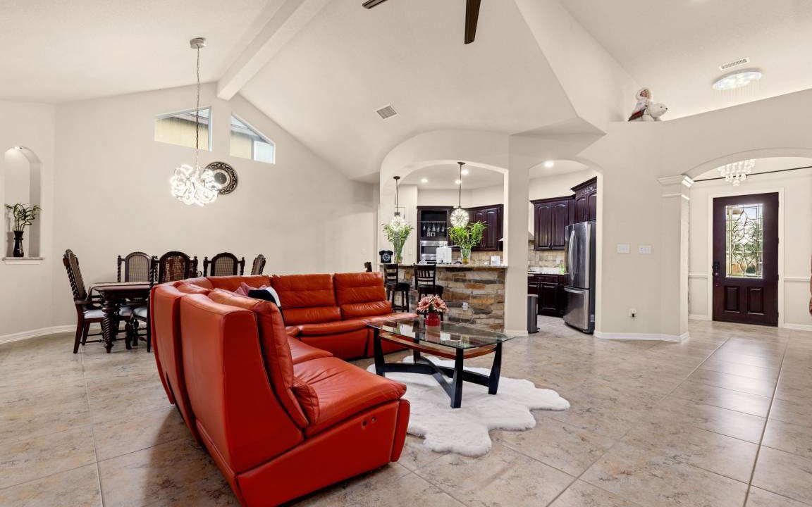 Schertz House | 209 m² House ∙ 4 bedrooms ∙ 14 guests