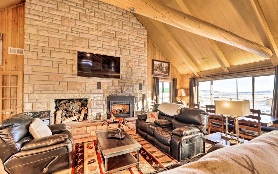 Centennial House | 213 m² House ∙ 2 bedrooms ∙ 14 guests