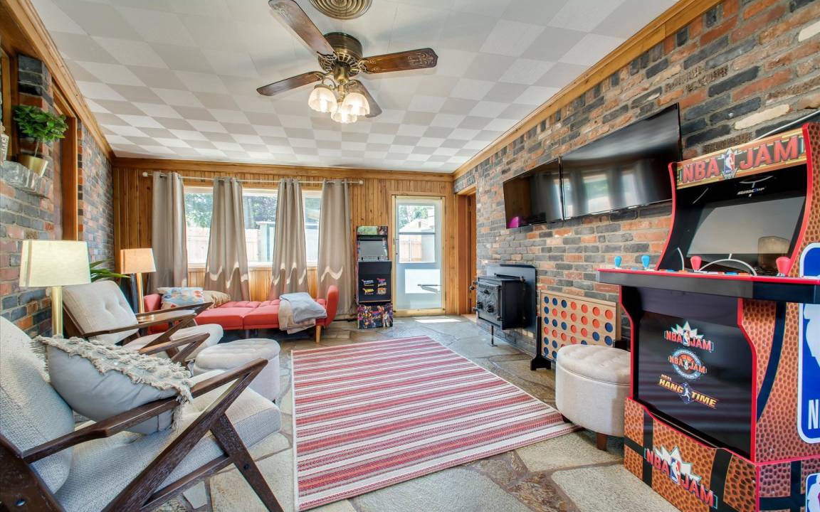 East End House | 221 m² House ∙ 4 bedrooms ∙ 9 guests