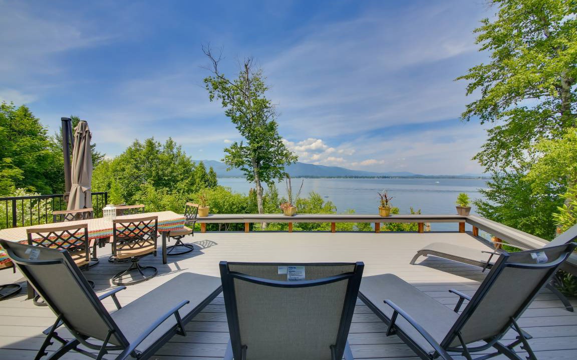 Sandpoint House | 222 m² House ∙ 4 bedrooms ∙ 12 guests