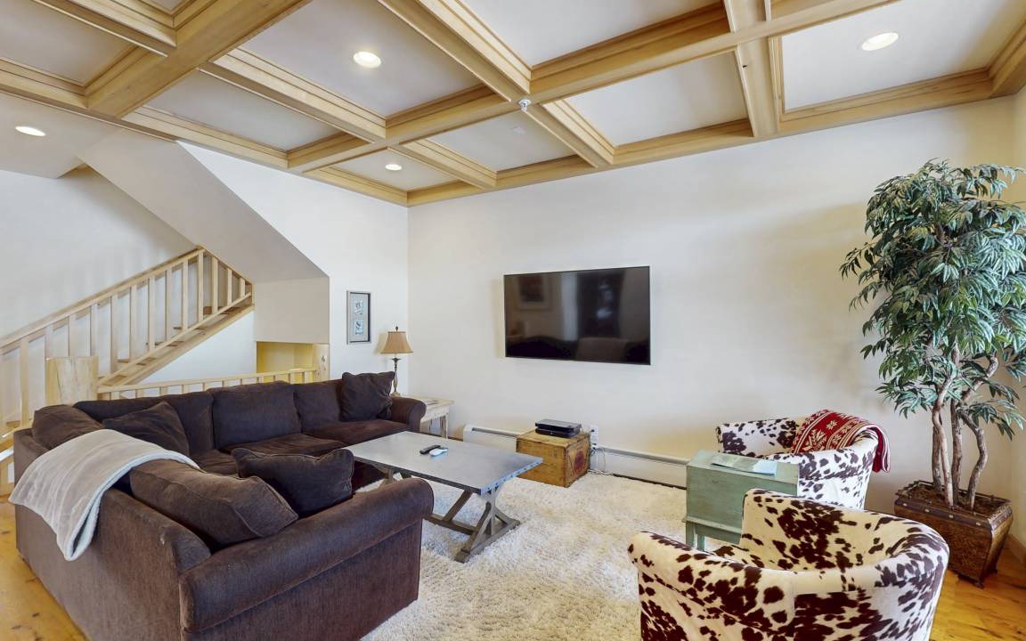 Big Sky Meadow Village Condo | 234 m² Condo ∙ 3 bedrooms ∙ 9 guests