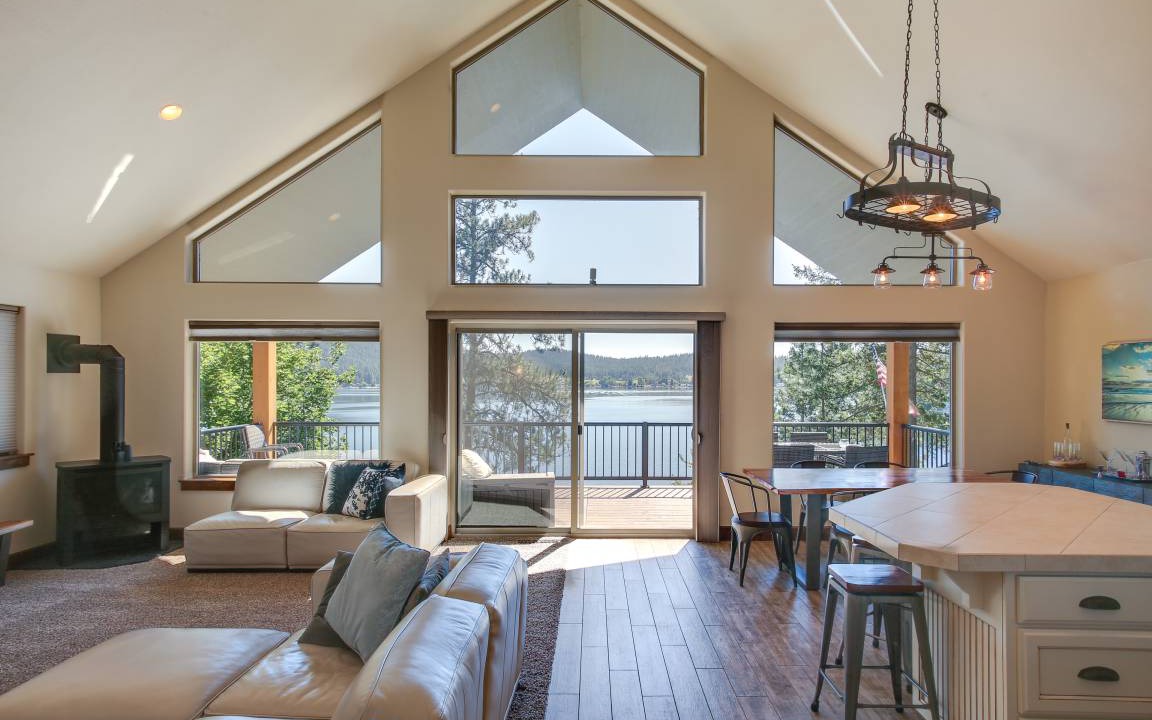Loon Lake House | 247 m² House ∙ 5 bedrooms ∙ 13 guests