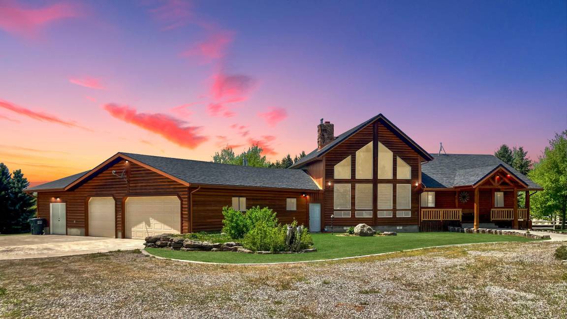 St. Anthony Cabin | 252 m² Cabin ∙ 4 bedrooms ∙ 10 guests