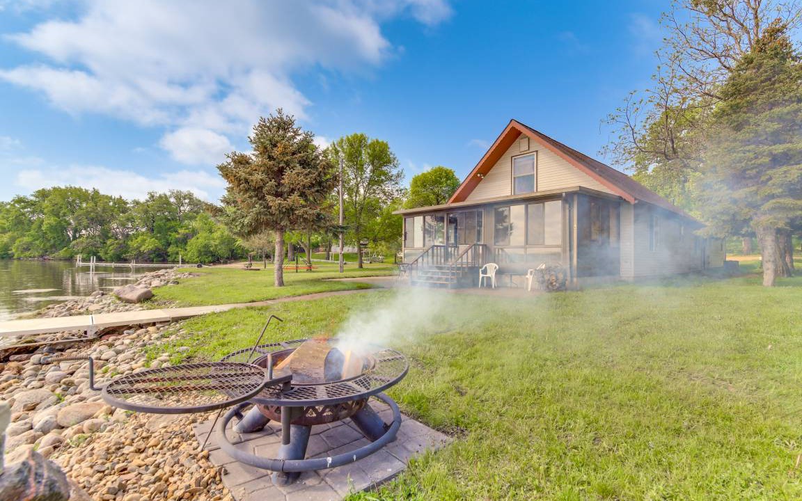 Agency Village House | 260 m² House ∙ 3 bedrooms ∙ 12 guests