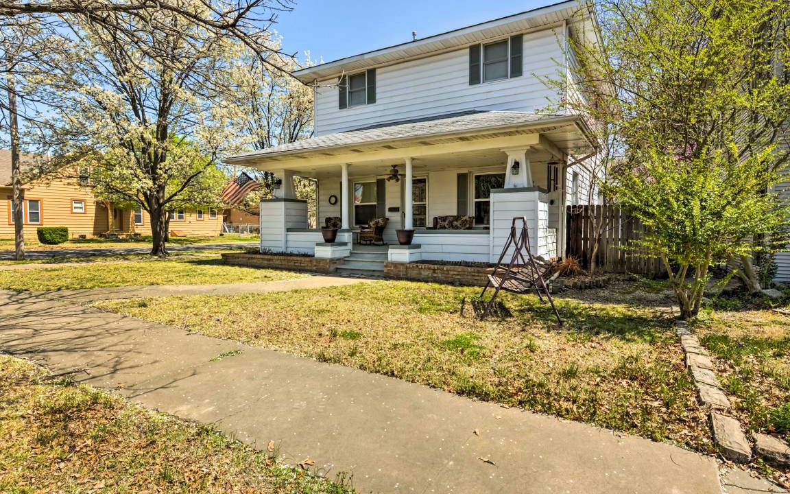 Bartlesville House | 278 m² House ∙ 4 bedrooms ∙ 8 guests
