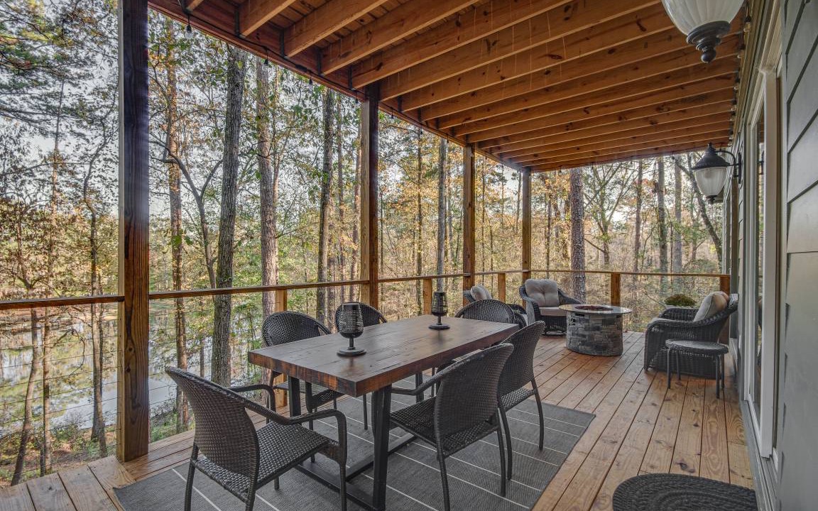 Tougaloo House | 278 m² House ∙ 6 bedrooms ∙ 13 guests