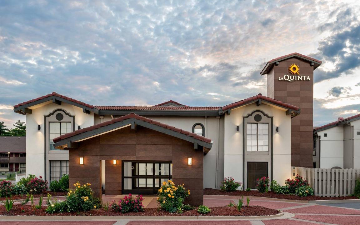 Summit Station Hotel | 28 m² Hotel ∙ 127 guests