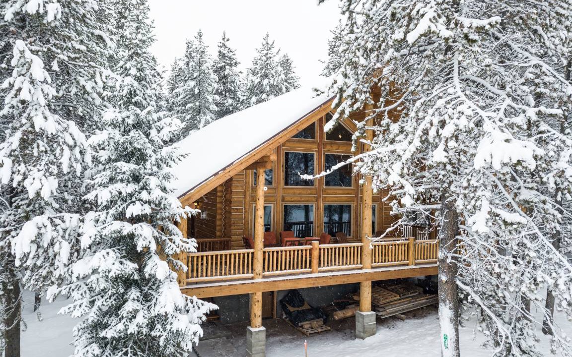Island Park Cabin | 295 m² Cabin ∙ 4 bedrooms ∙ 10 guests