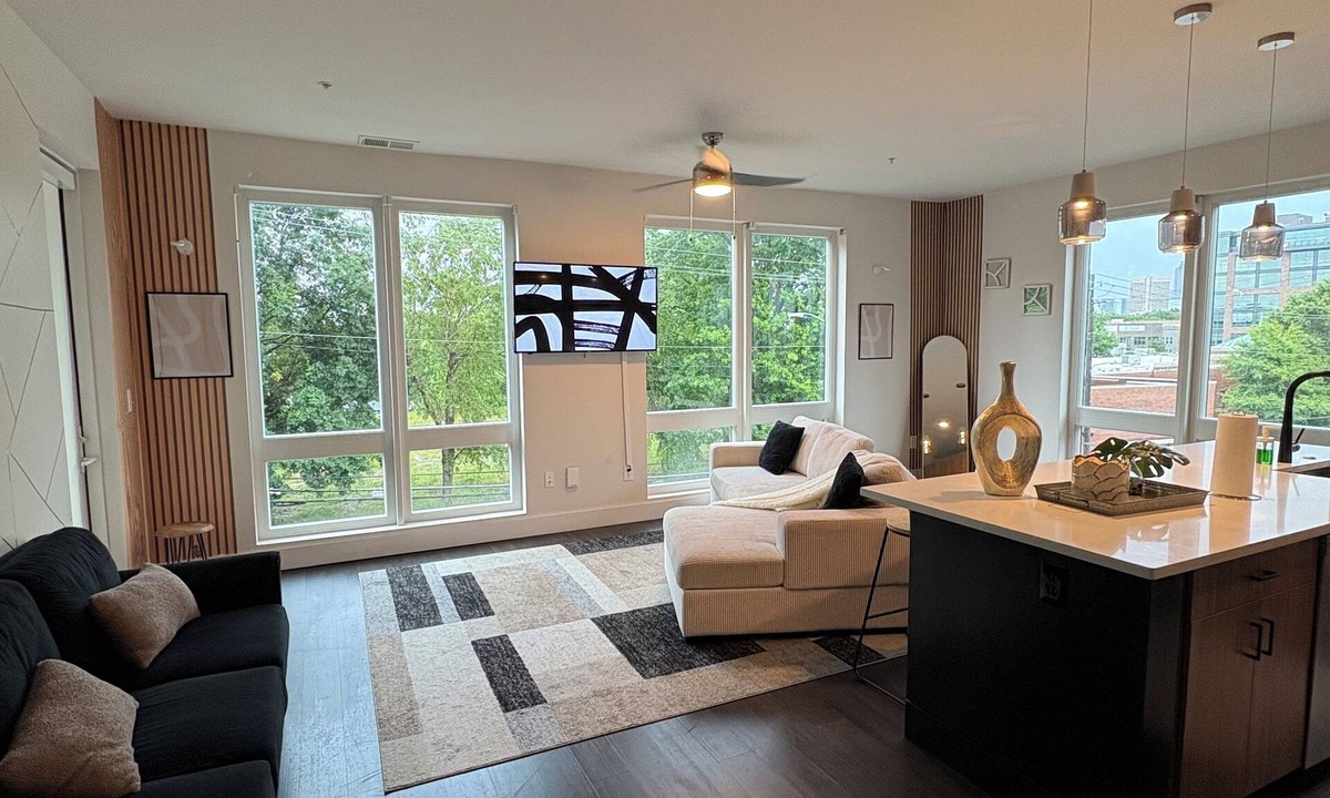 Home Park Apartment | 2BD-2BA MIDTOWN ATL RETREAT