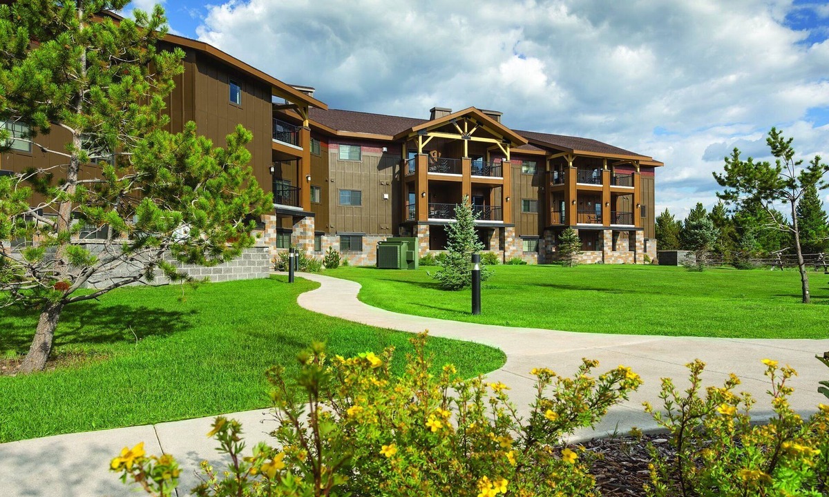West Yellowstone Condo | 2BR/2Ba Worldmark Resort Condo, Best Pool TOP FLOOR! NICE!
