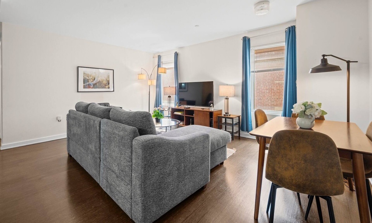 Theatre District Apartment | 2BR in Downtown Boston 2891