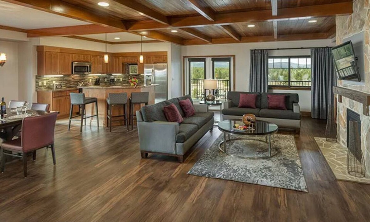 West Yellowstone Condo | 3-bedroom Presidential Suite West Yellowstone