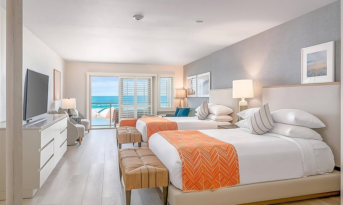 Carlsbad Village Hotel | 3 Units, Ocean Front 2 Queen at Beach Terrace, Complimentary Breakfast