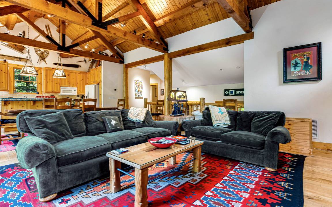 Granite Ridge House | 317 m² House ∙ 4 bedrooms ∙ 12 guests