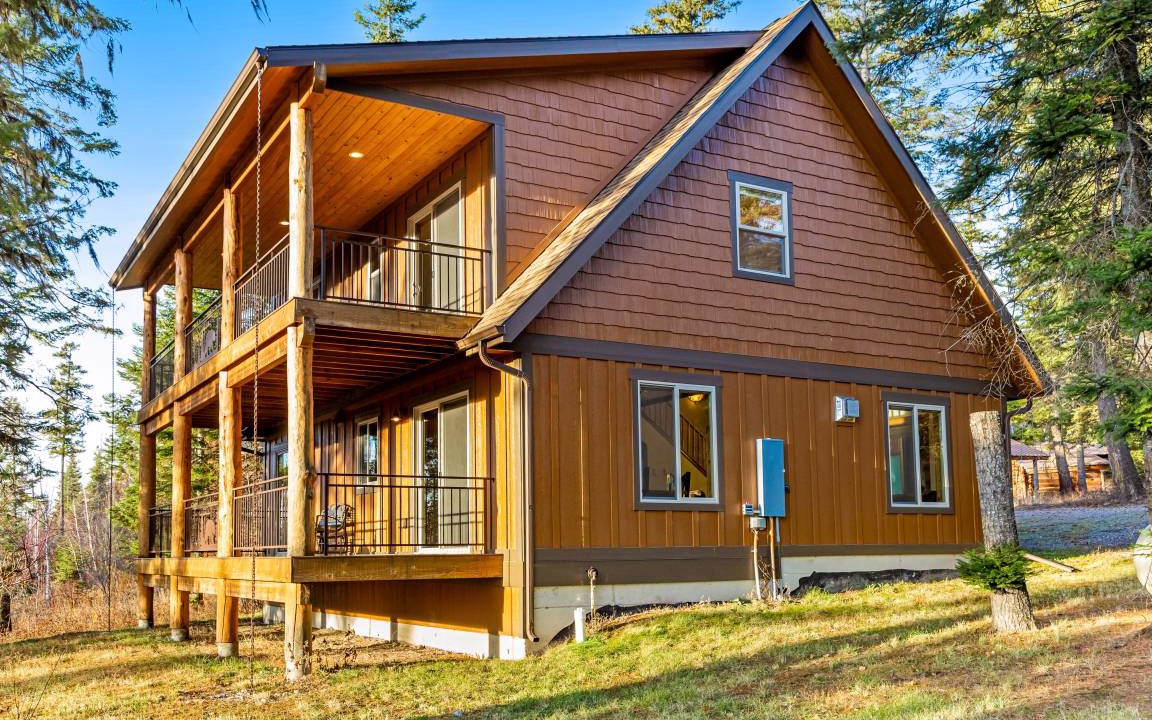 Bigfork Cabin | 319 m² Cabin ∙ 4 bedrooms ∙ 12 guests