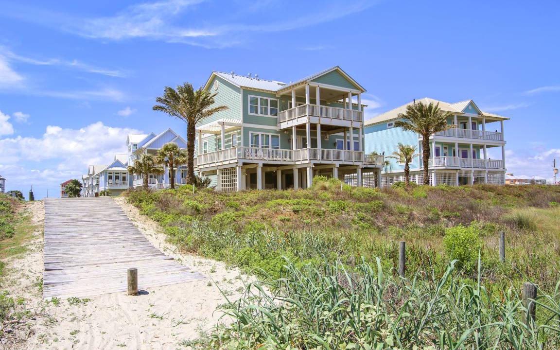 Beachside Village House | 338 m² House ∙ 5 bedrooms ∙ 14 guests
